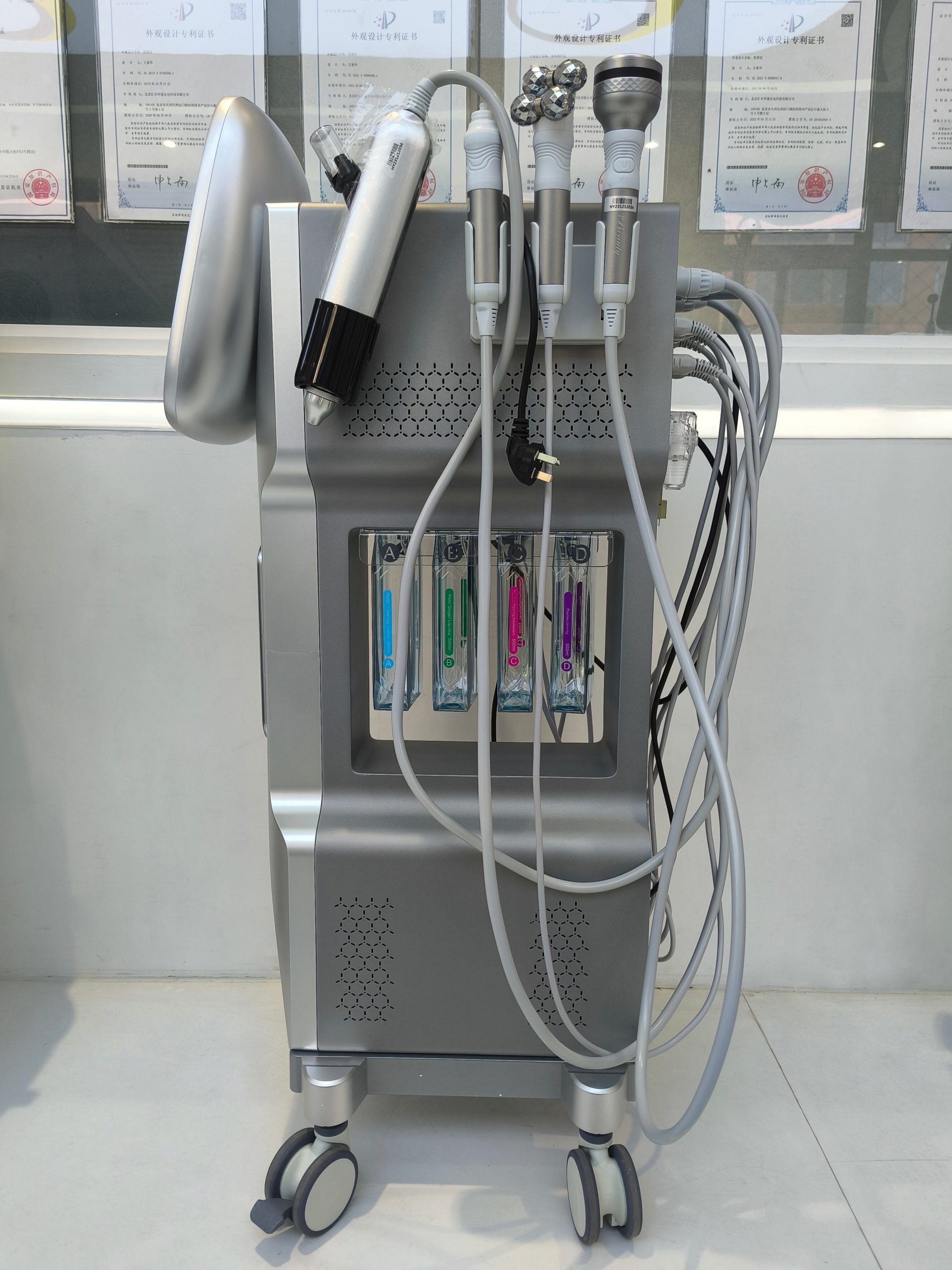 Hydrafacial Machine - Image 12